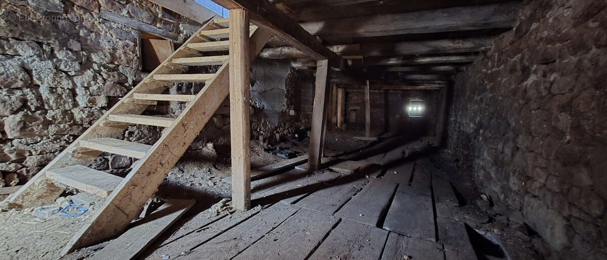 Maison à BOURG-BRUCHE