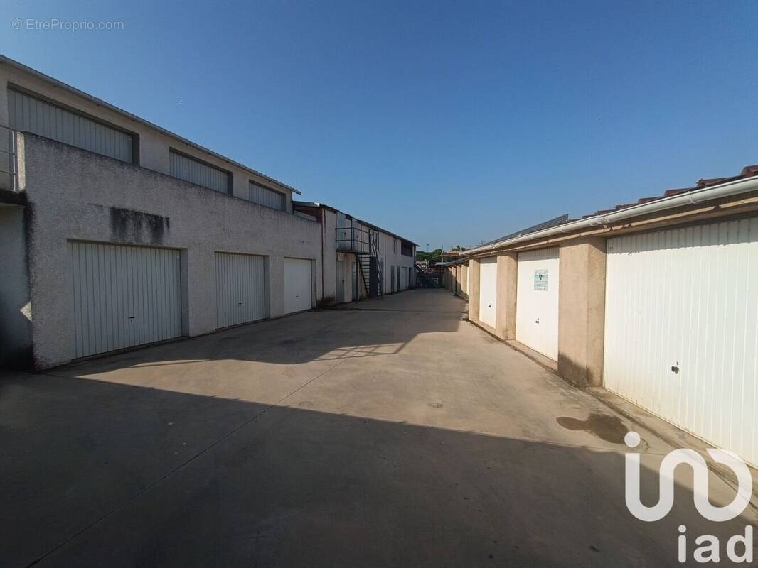 Photo 1 - Parking à CANET-EN-ROUSSILLON