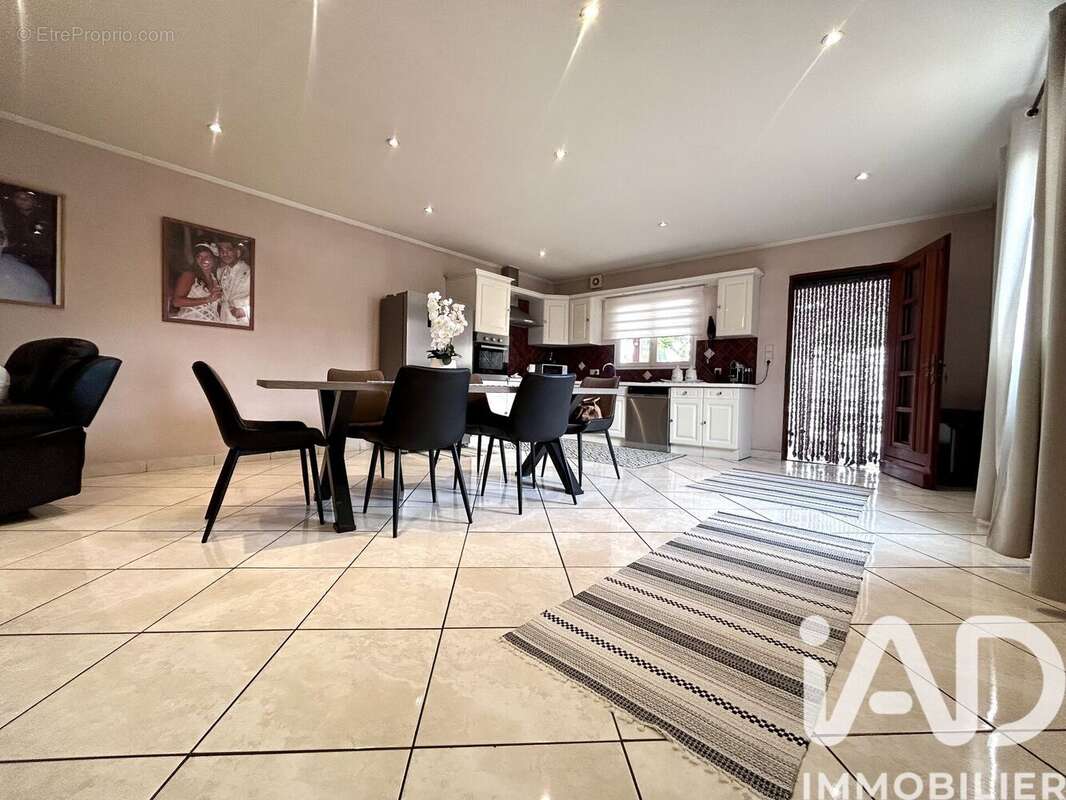Maison 75 m² à Pia  - photo 5