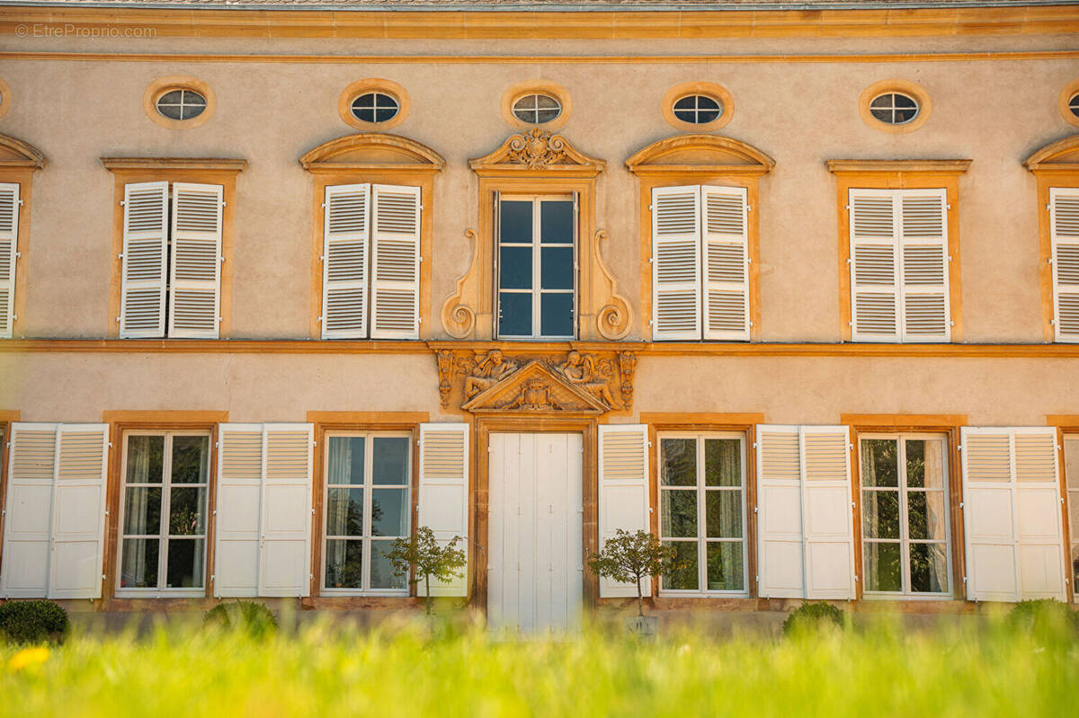 Maison à FEY