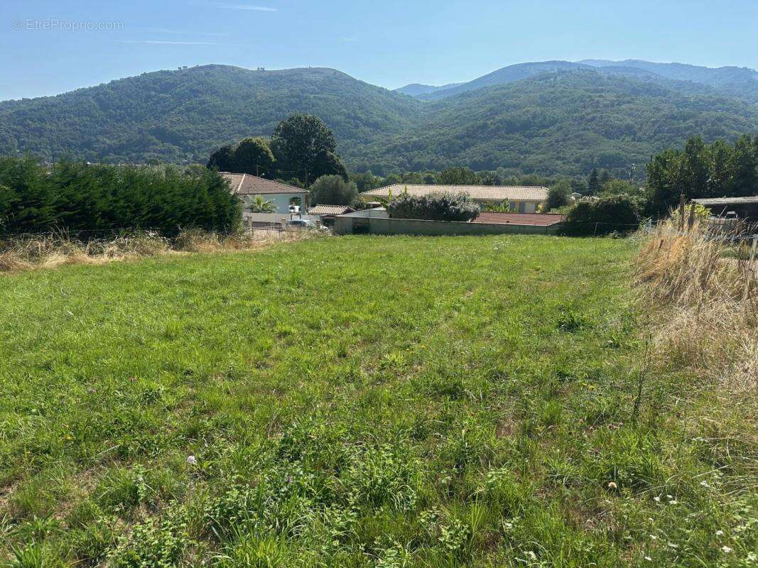 Terrain à MERCUS-GARRABET