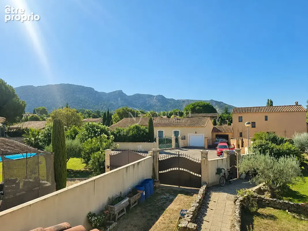 Robion, belle villa individuelle à deux pas des commerces - photo 10