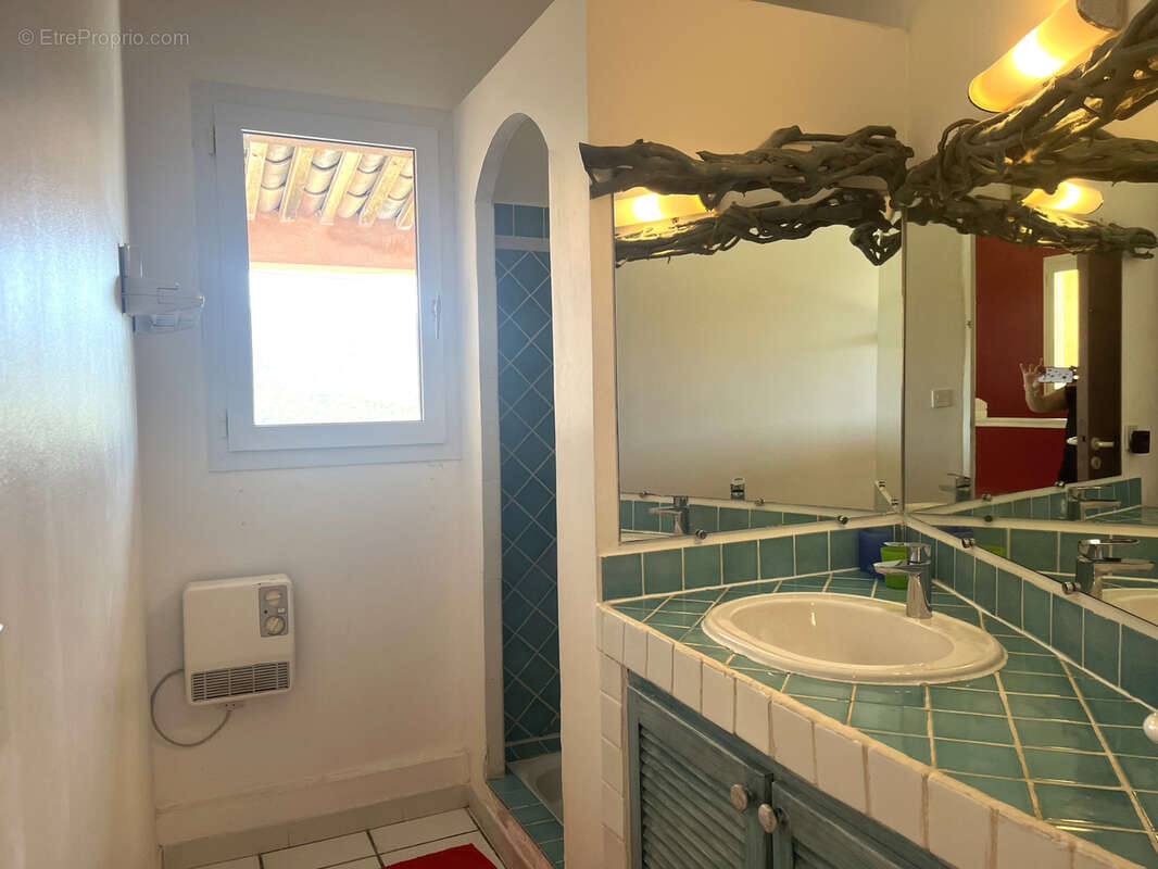 Maison à PLAN-DE-LA-TOUR