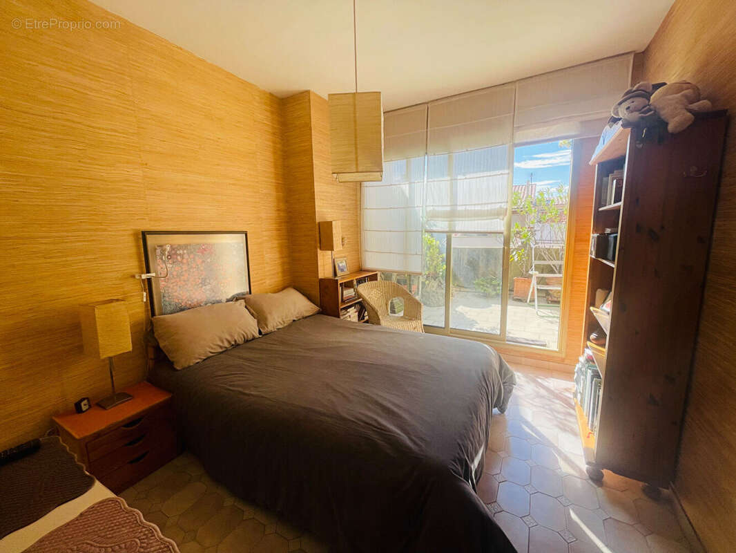 Appartement à PORT-DE-BOUC