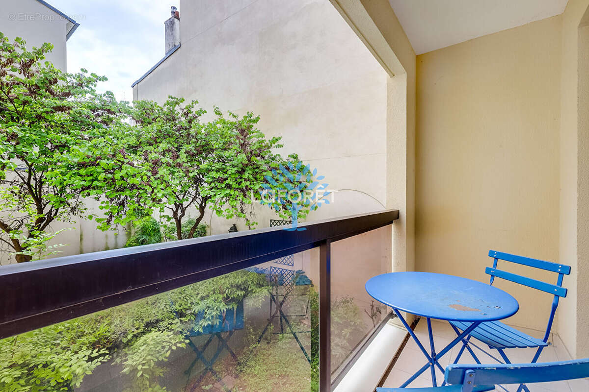 Appartement à PARIS-20E