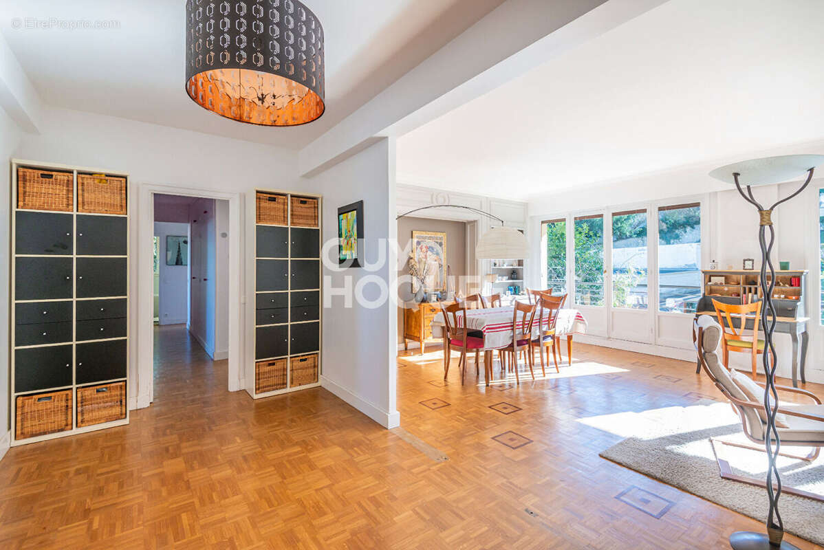 Appartement à BOUGIVAL