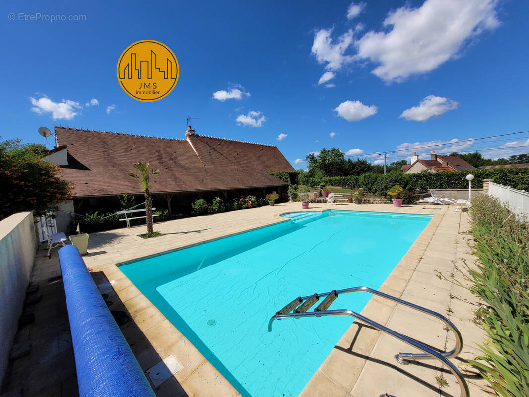 Maison à CHANTENAY-SAINT-IMBERT