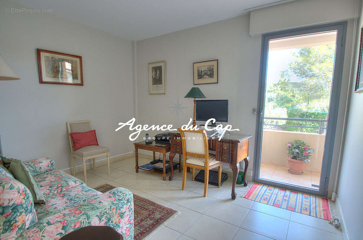 Appartement à SAINT-RAPHAEL