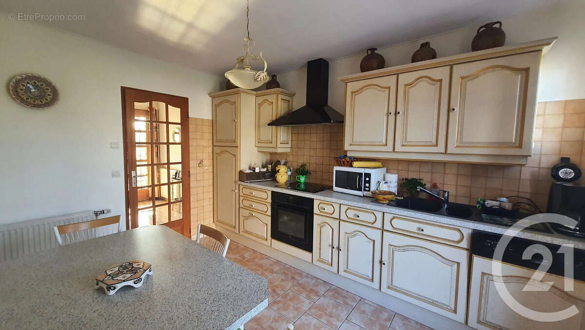 Maison à CORVOL-L'ORGUEILLEUX