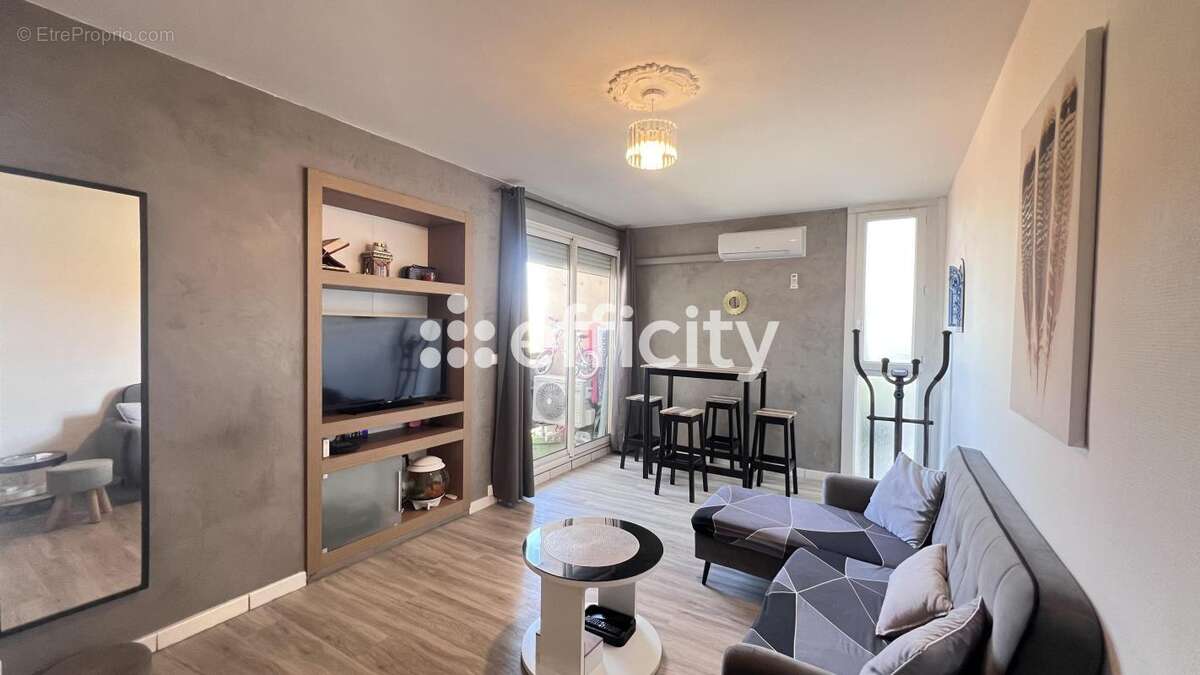 Appartement à MARSEILLE-14E
