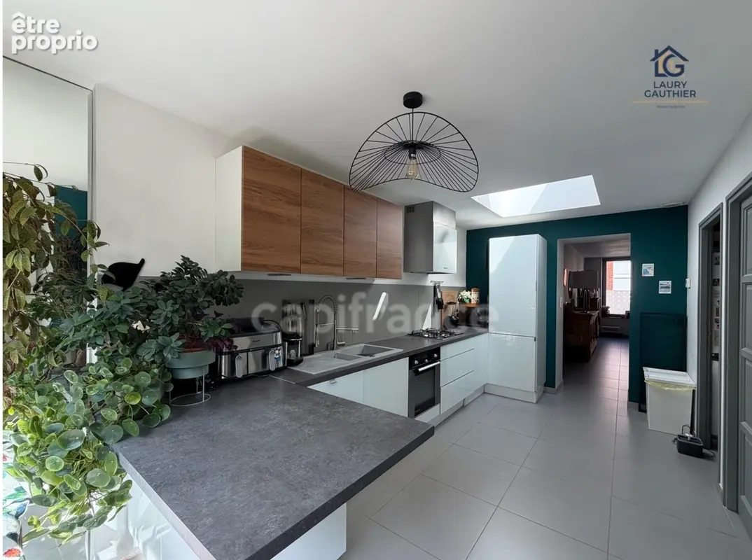 COMINES CENTRE – 116 m² – DPE C – 4 PIÈCES dont grande suite parentale – cour Ouest sans vis-à-vis - photo 5