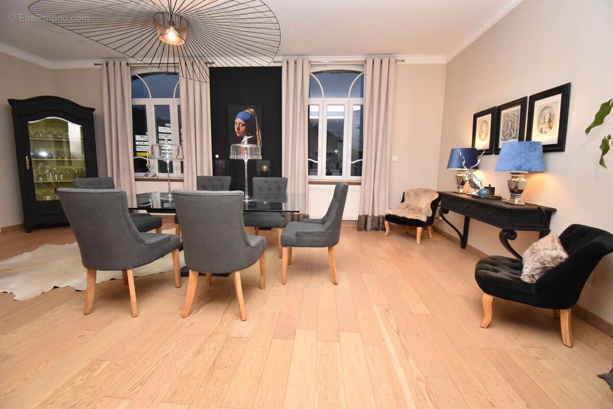 Maison à CREVECOEUR-SUR-L&#039;ESCAUT