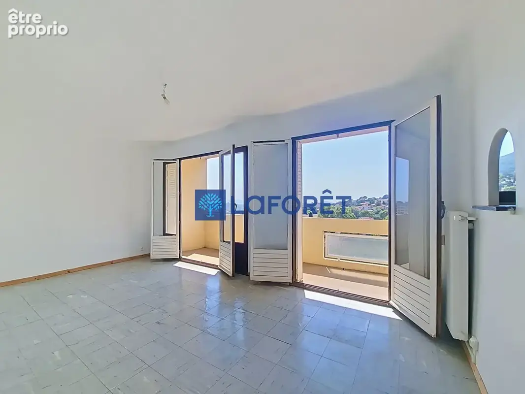 Appartement Toulon 3 pièce(s) 53.77m2 - photo 3