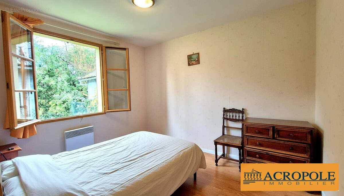 Maison à BRINON-SUR-SAULDRE