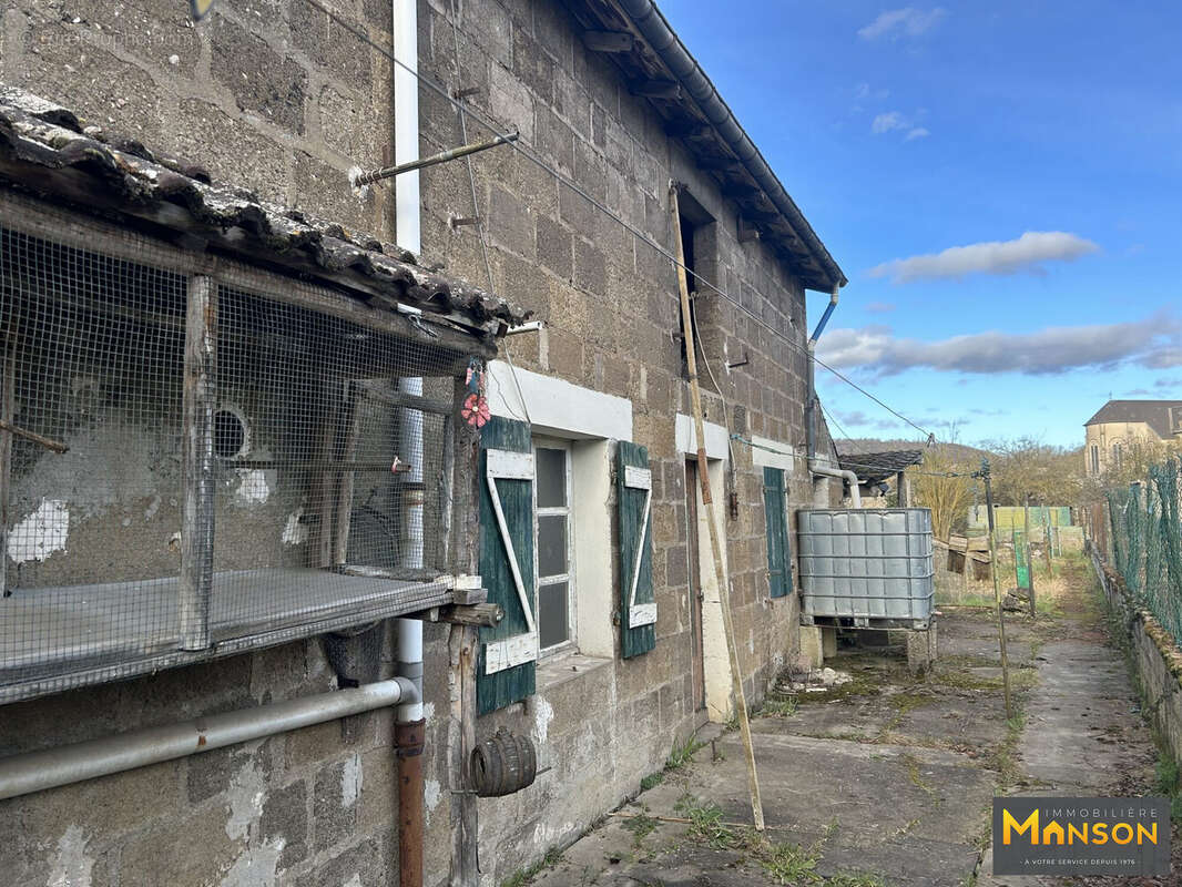Maison à NEUVES-MAISONS