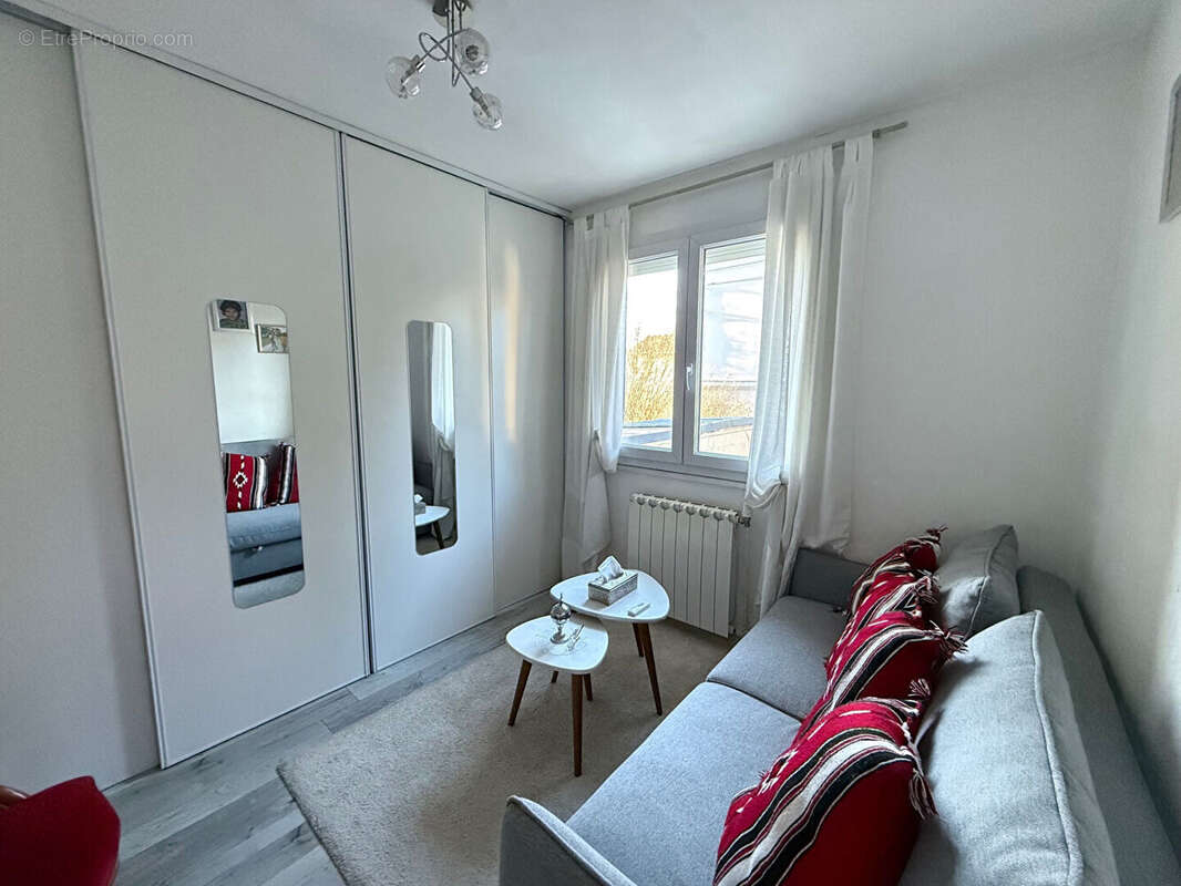 Maison à SARTROUVILLE