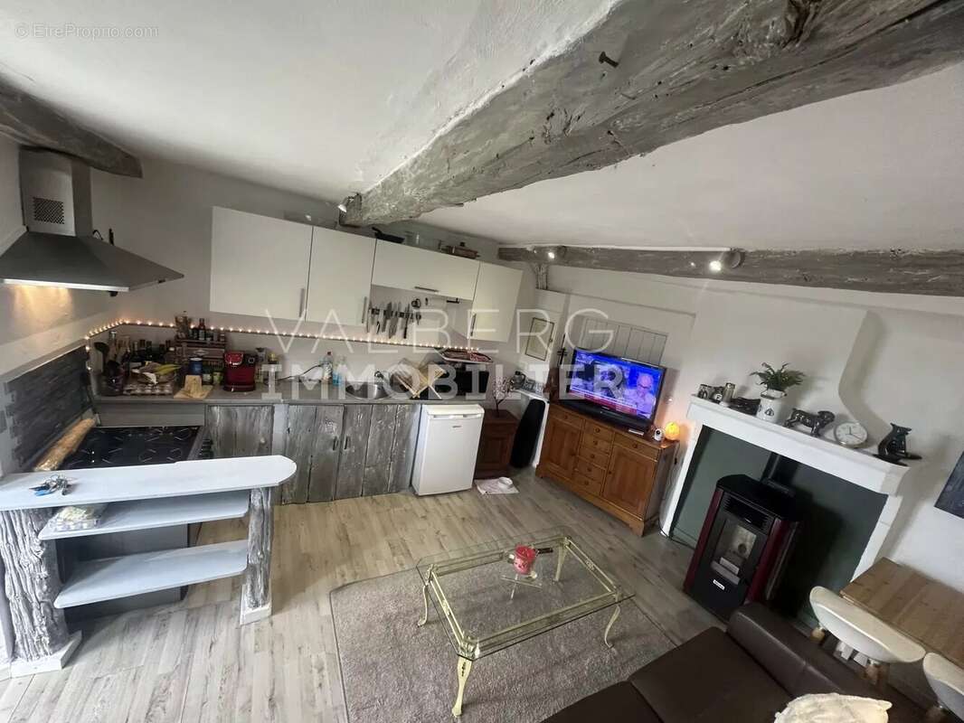 Grange renovee 2/3 p 50 m² villetale - photo 8