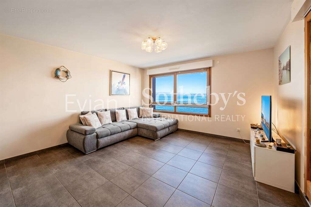 Appartement à EVIAN-LES-BAINS