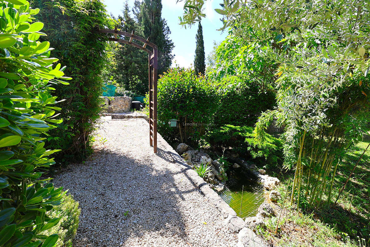 Maison à PEYMEINADE
