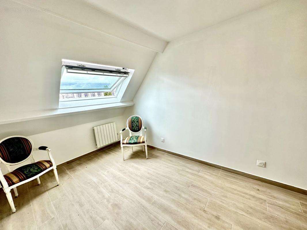 Appartement à FONTENAY-SOUS-BOIS