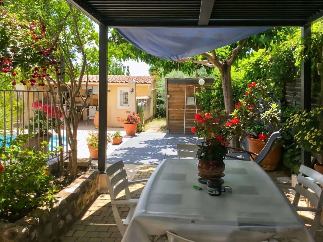 Maison à VILLENEUVE