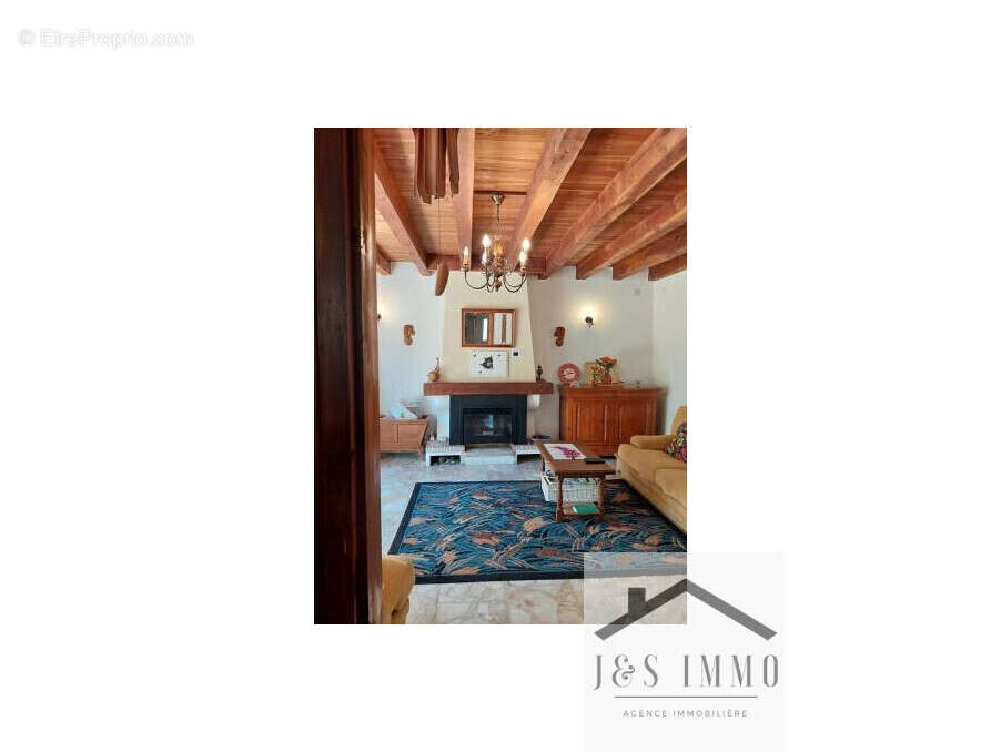 Maison à ROUMAZIERES-LOUBERT