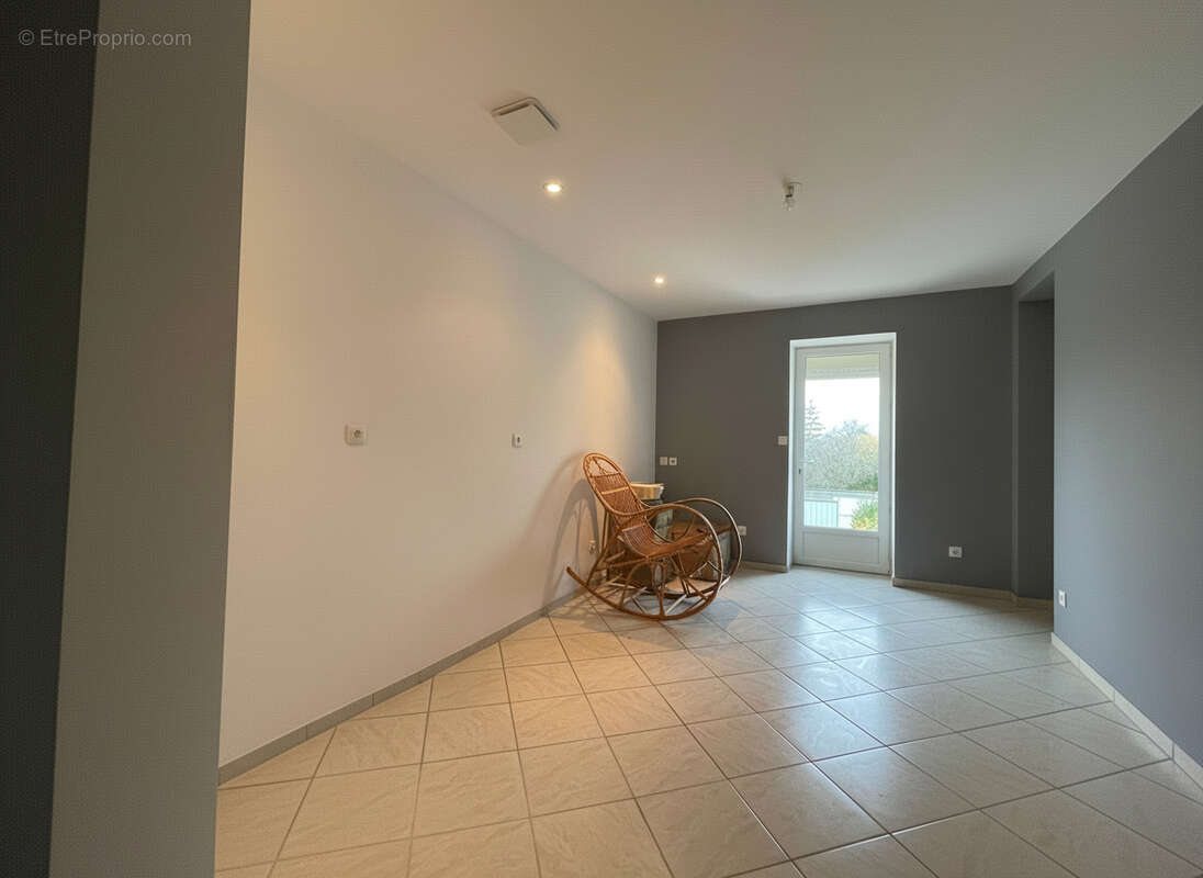 Maison à VILLEFRANCHE-D&#039;ALLIER