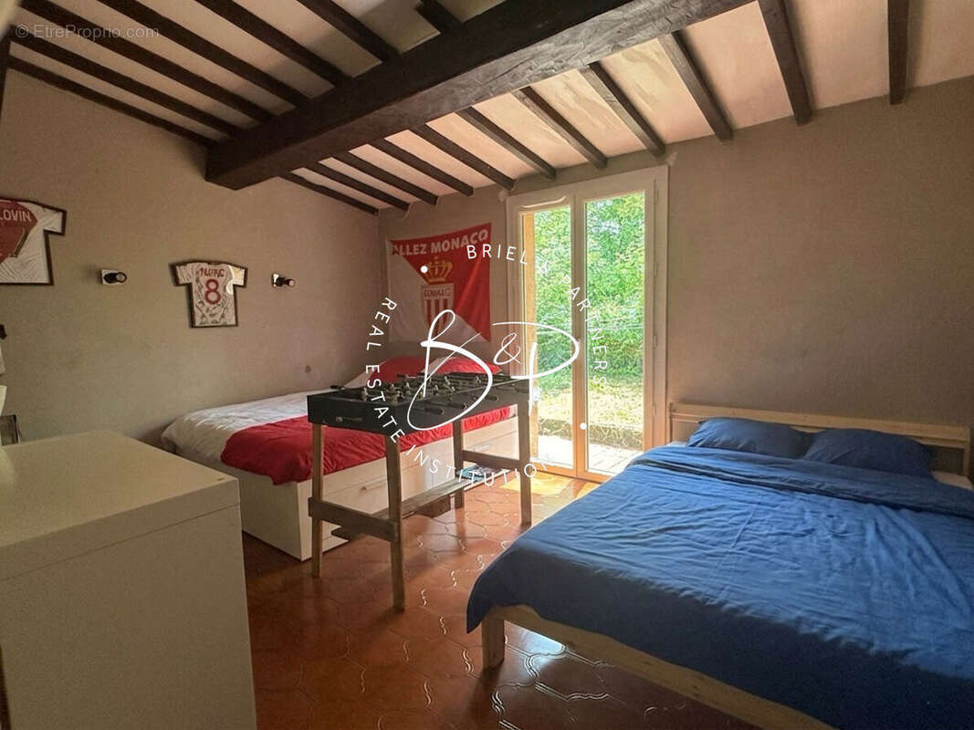 Entre Lorgues et Le Thoronet , Maison 2 chambres avec 1300 m² de terrain - photo 6