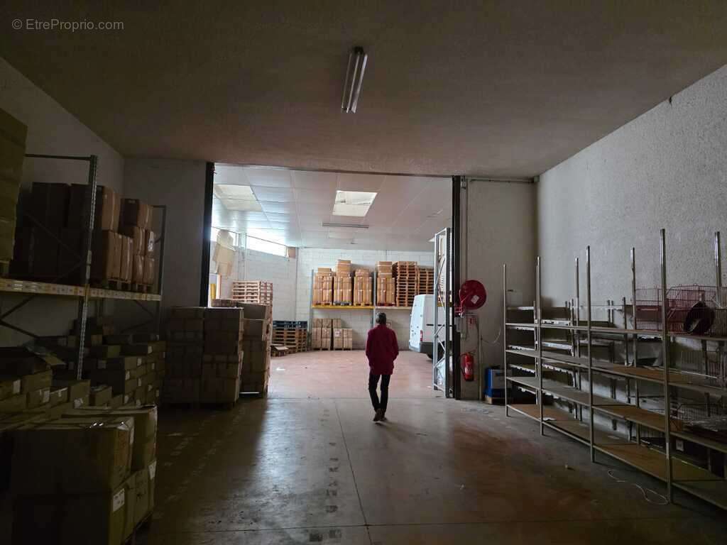 Magnifique bâtiment de 3 600 m² - Grand potentiel - photo 8