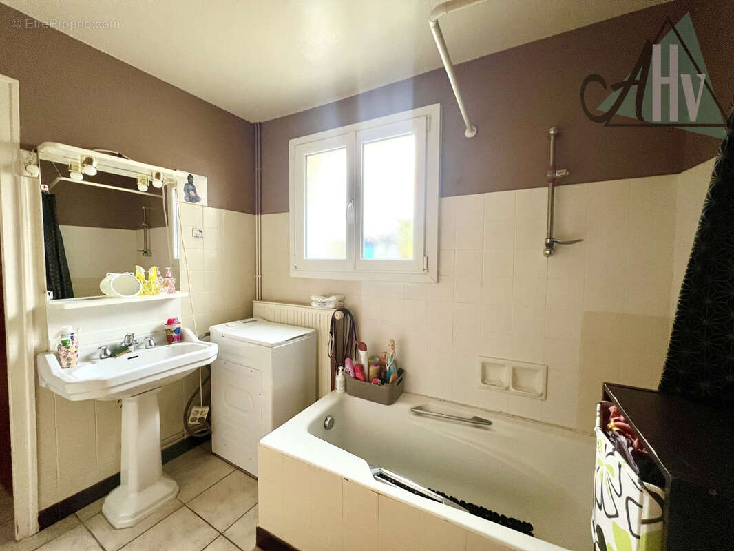 Maison à CHALAUTRE-LA-PETITE