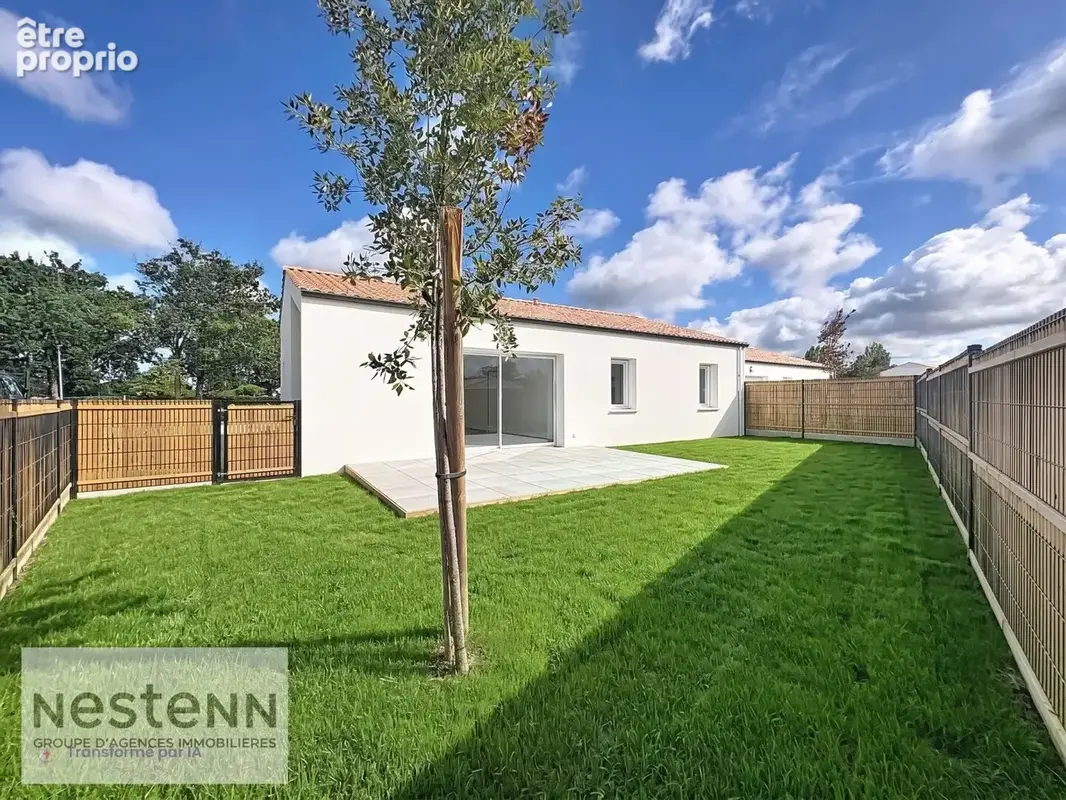Photo Maison à Saint-Urbain au prix de 258 200€