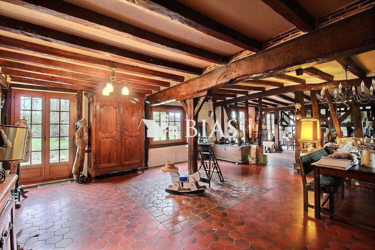 Maison à BEAUMONT-LE-ROGER