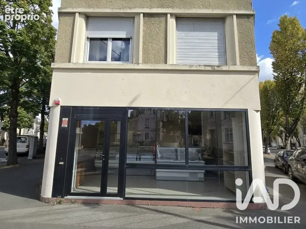 Photo 1 - Commerce à ANGERS