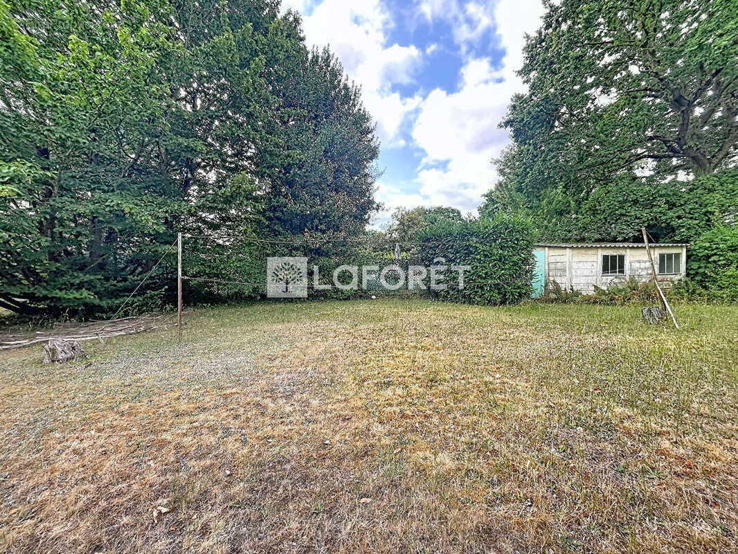 Terrain à bâtir de 850 m² - Emplacement privilégié à Chatou, en limite du Vésinet - photo 4