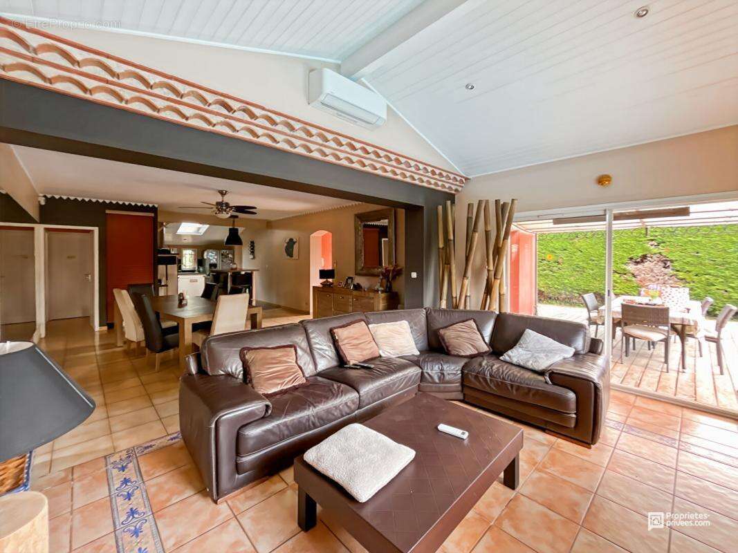 Maison à CARIGNAN-DE-BORDEAUX