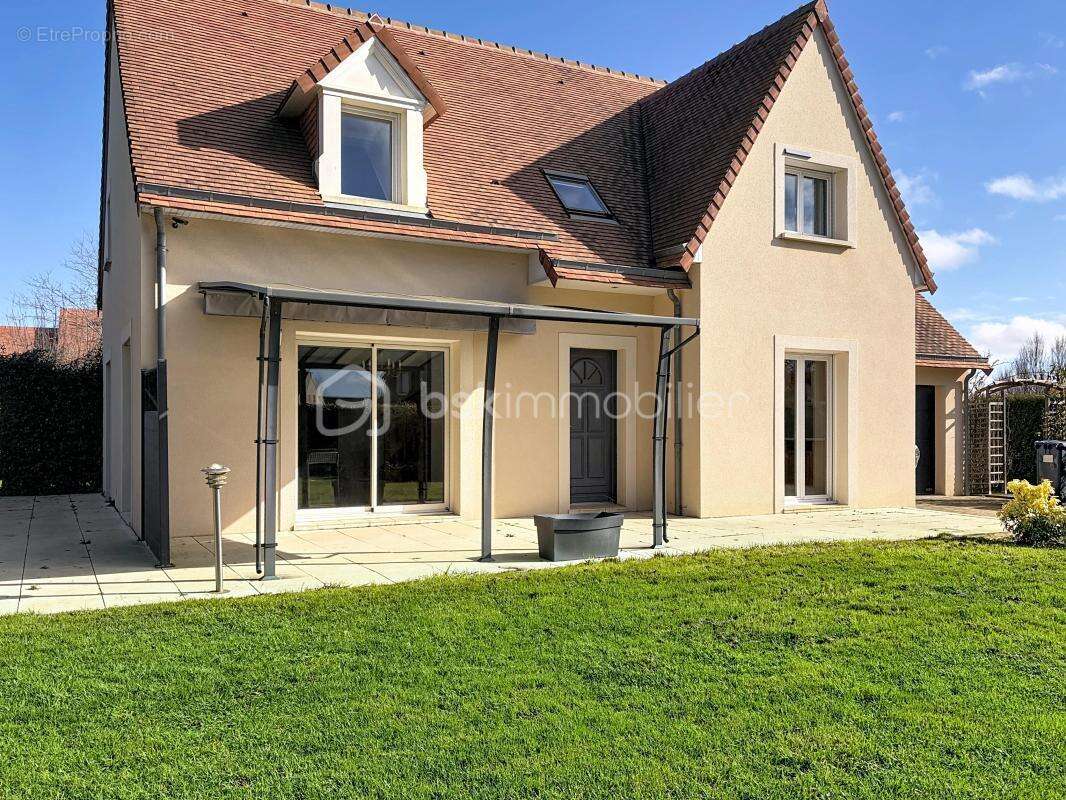 Maison à BENOUVILLE