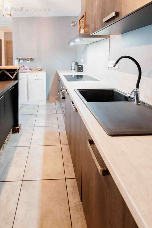 Appartement à LA RIVIERE-DRUGEON