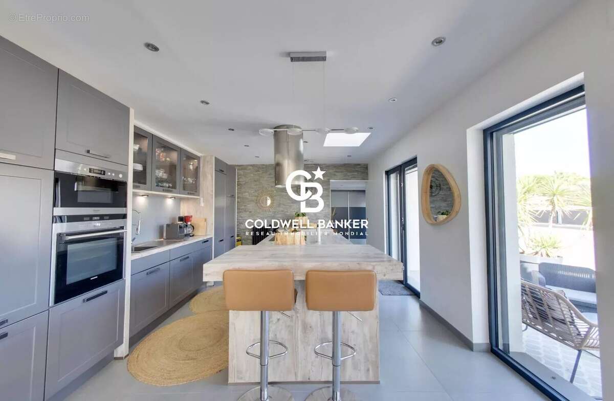 Maison à SAINT-CYPRIEN