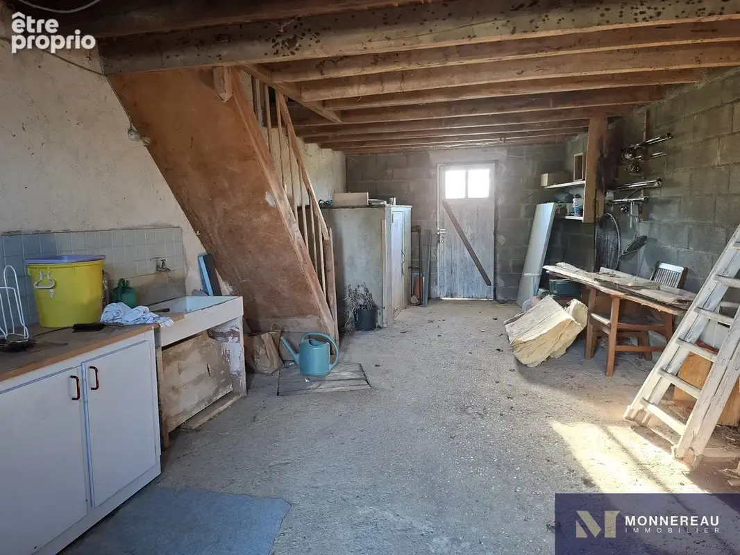 Maison de plain pied avec dependances - photo 12