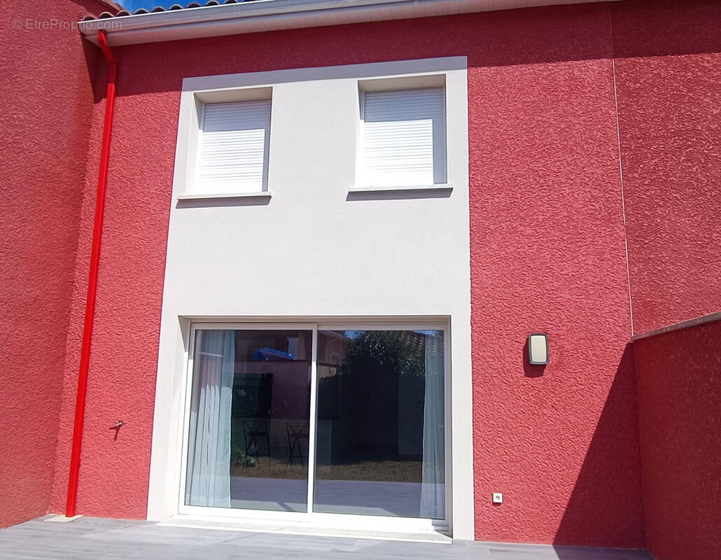Maison à FROUZINS