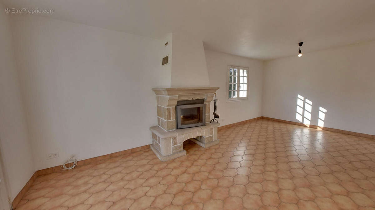 Maison à LOCTUDY