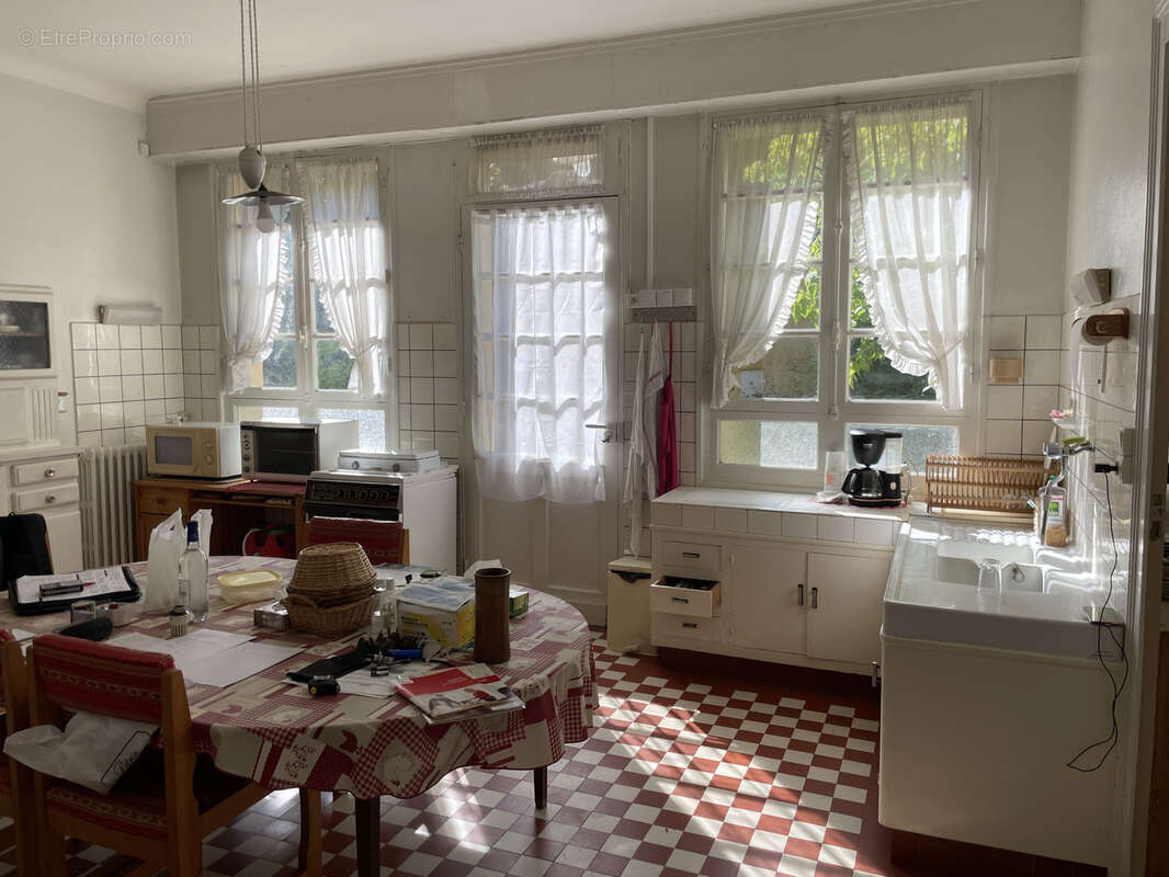 Maison à MOULIETS-ET-VILLEMARTIN