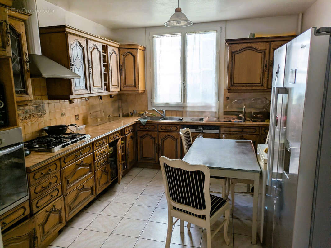 Appartement à DUGNY