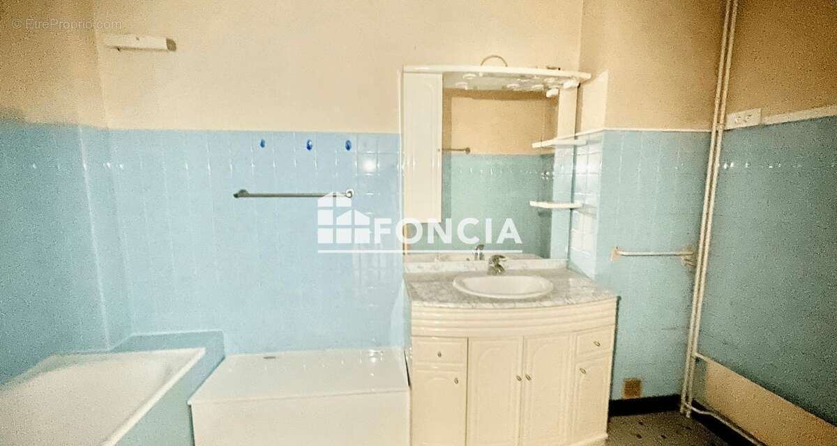 Appartement à LE PLESSIS-ROBINSON