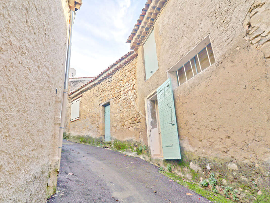 Maison à BEAUMONT-DE-PERTUIS