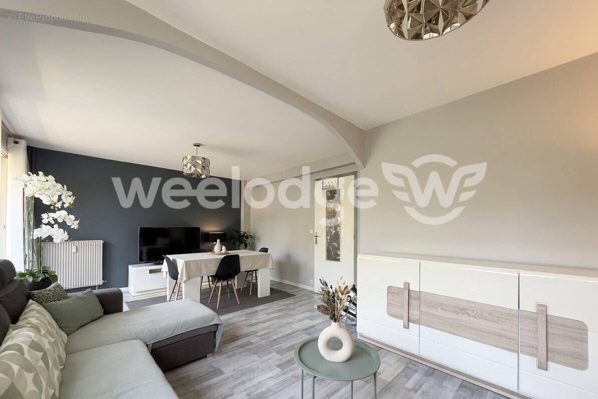 Appartement à MANDELIEU-LA-NAPOULE
