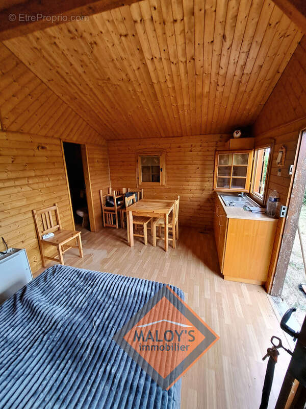 Terrain à L&#039;ARBRESLE