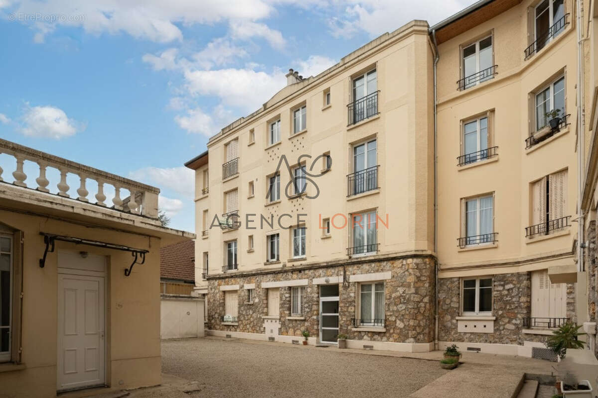 Appartement à LE VESINET
