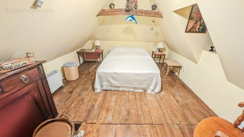 Propriété de caractère, piscine et dépendances - photo 13