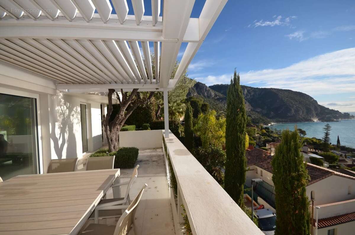 Maison à EZE